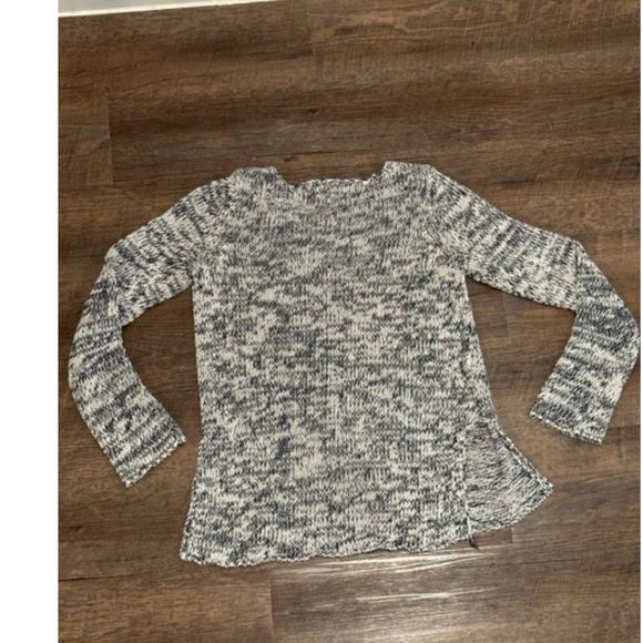 Ann Taylor Sweater Womens XS Gray Long Sleeve Round Neck Knit - Picture 2 of 5